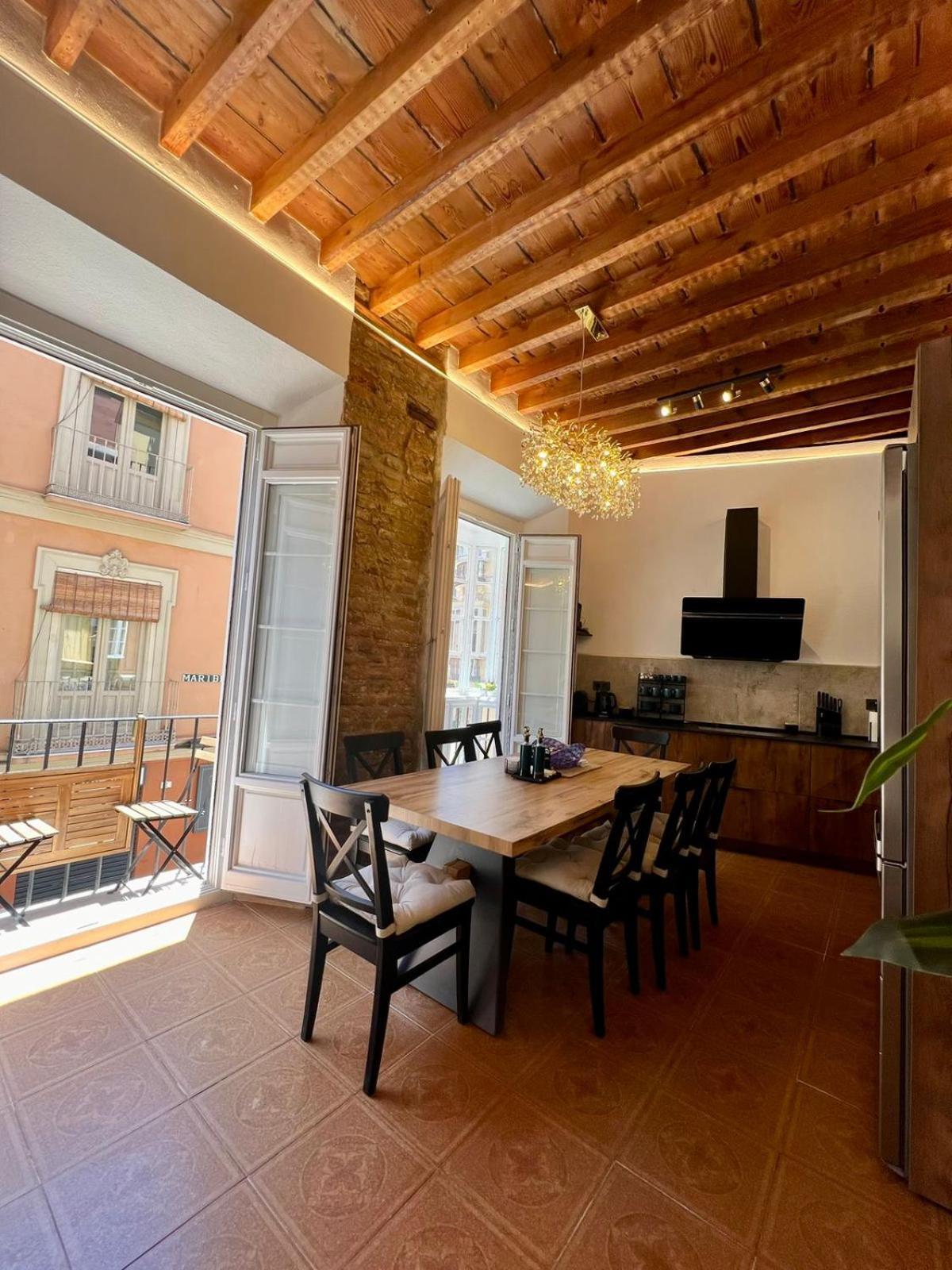 Casa Naty, Espacioso Renovado Apartamento En El Centro De Malaga Málaga Exterior foto