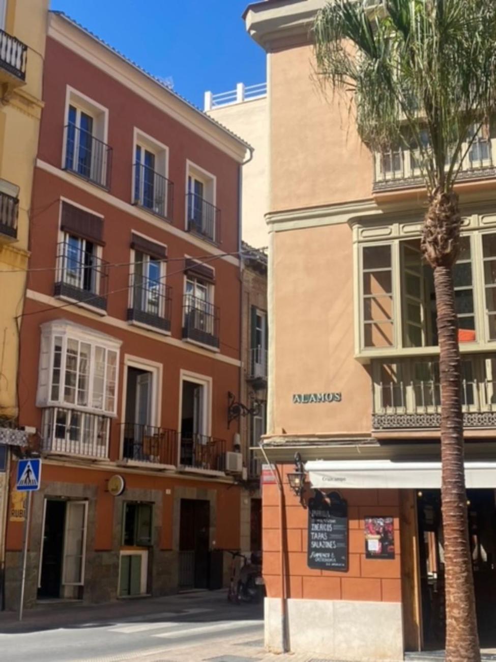 Casa Naty, Espacioso Renovado Apartamento En El Centro De Malaga Málaga Exterior foto